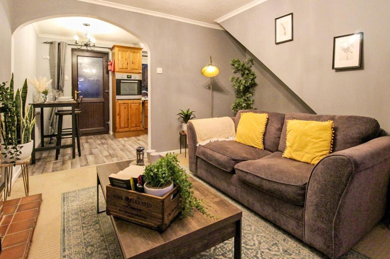 Comfortable 2 Bedroom House With Free Parking Nottingham Eksteriør billede