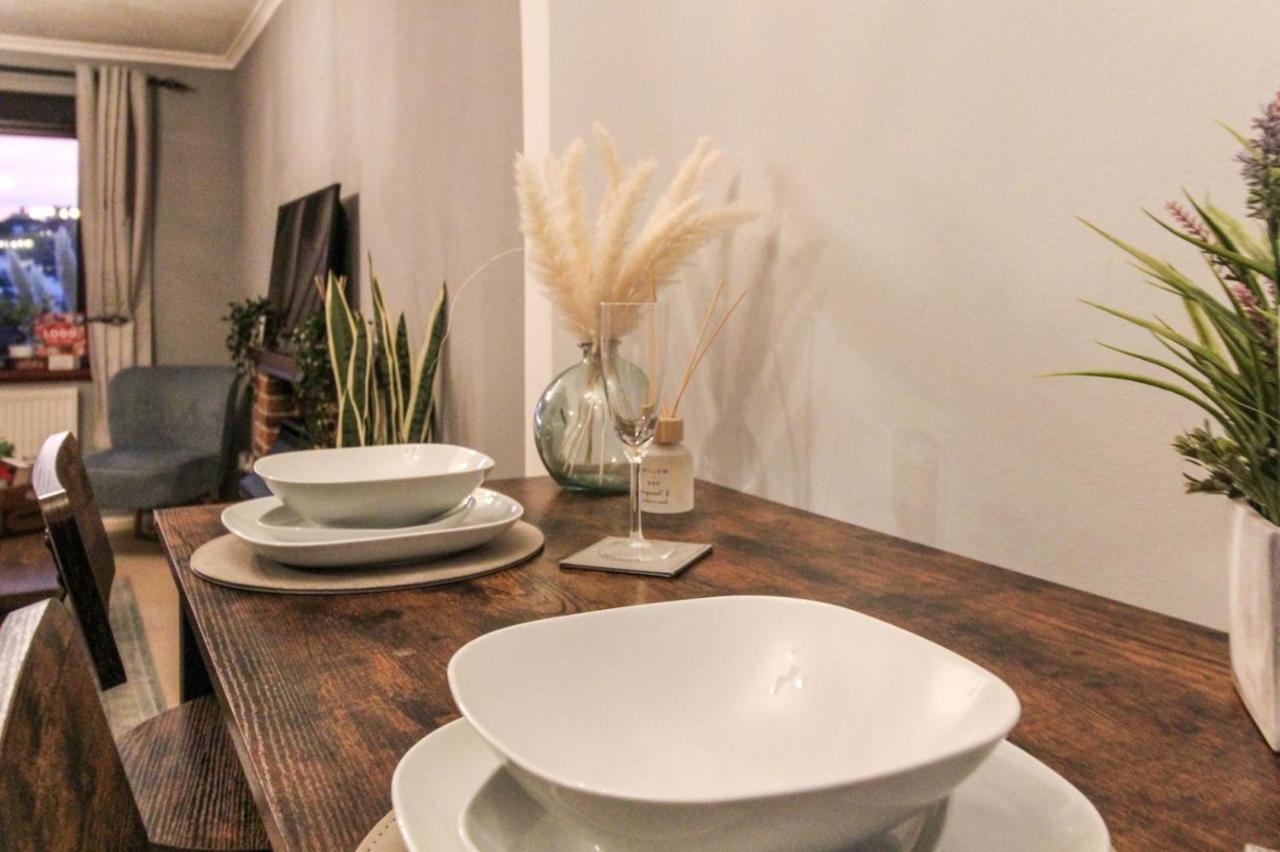 Comfortable 2 Bedroom House With Free Parking Nottingham Eksteriør billede