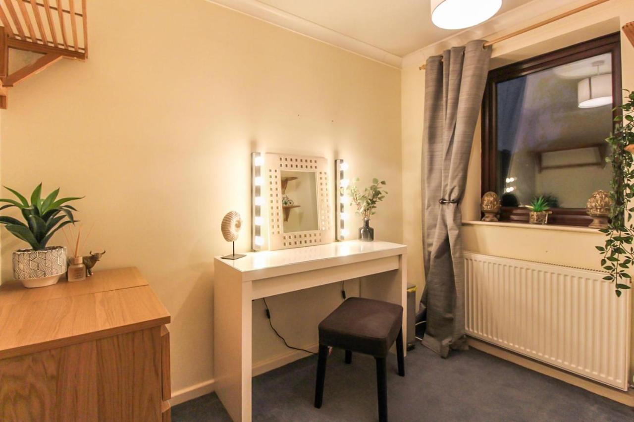 Comfortable 2 Bedroom House With Free Parking Nottingham Eksteriør billede